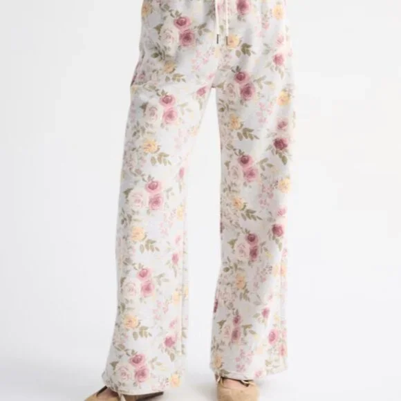 ABERCROMBIE & FITCH Women's High Rise Sunday Wide Leg Floral Sweatpants NWT - Picture 2 of 7